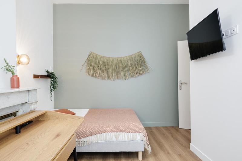 Maison - 250 m² - 12 pièces