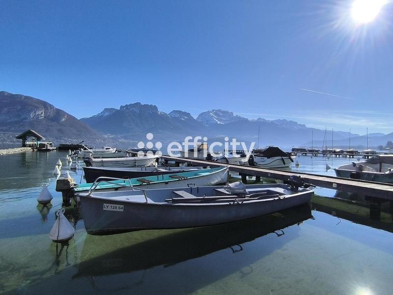 Maison jumelée - 97 m² - 4 pièces