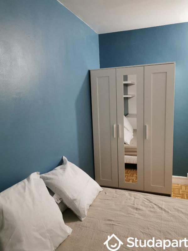 Studio - 86 m² - 4 pièces