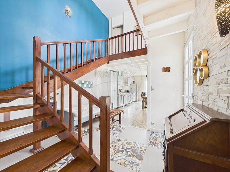 Maison - 271 m² - 10 pièces