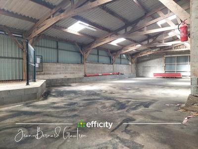 Local d'activité / Entrepôt - 850 m² - 3 pièces