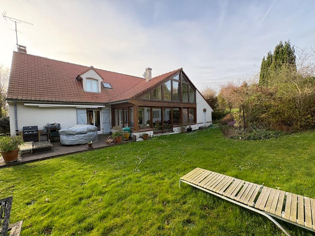 Pavillon - 223 m² - 9 pièces