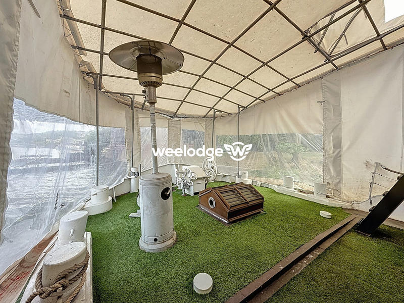 Local d'activités - 200 m²