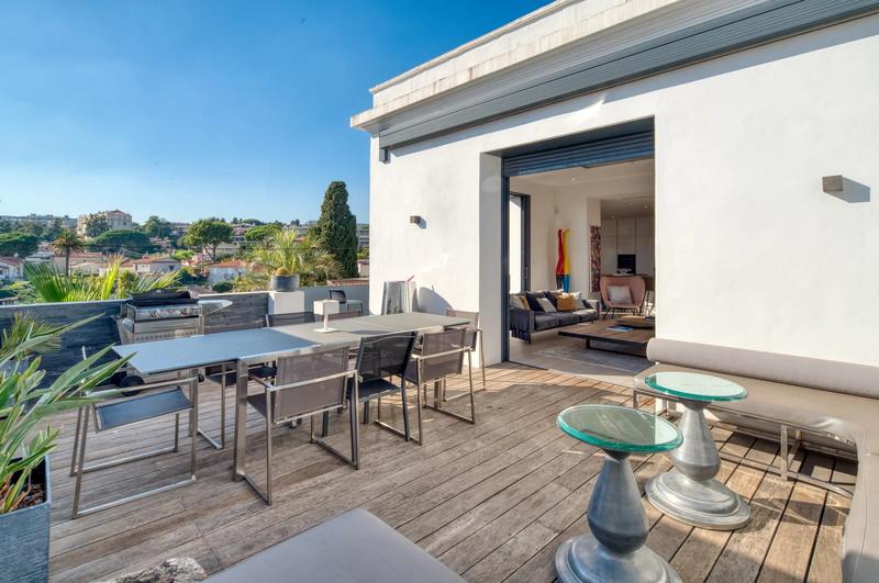 Villa - 185 m² - 8 pièces