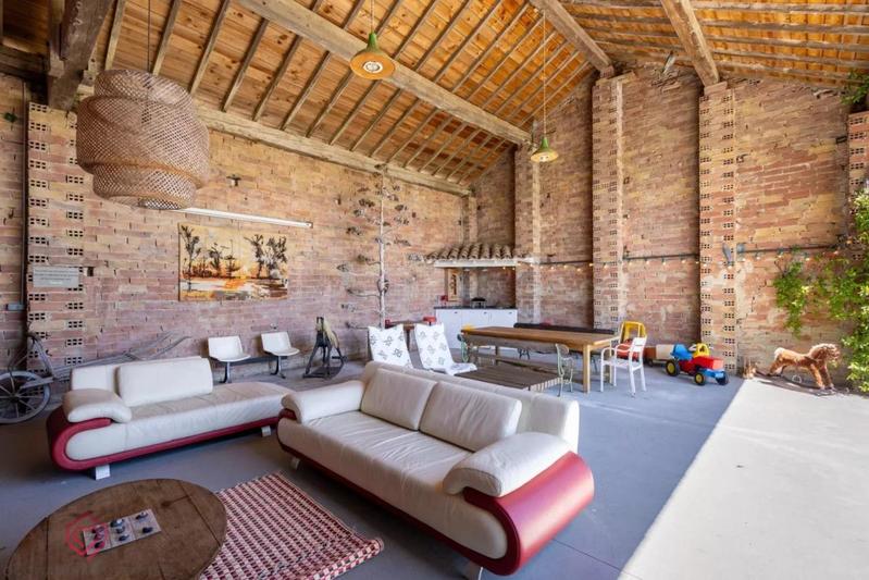 Maison de maîtres - 900 m² - 26 pièces