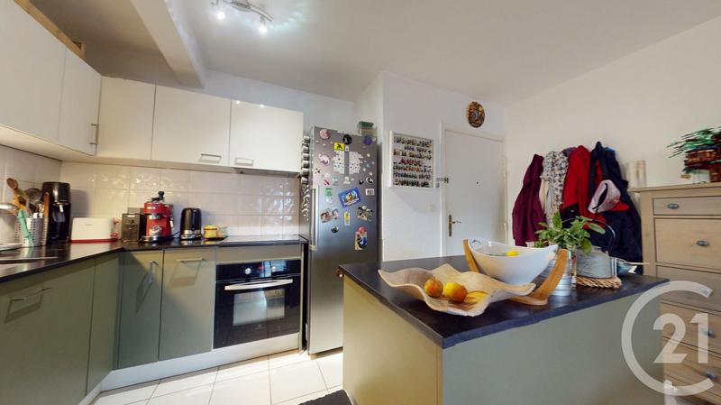 Appartement - 66 m² - 3 pièces