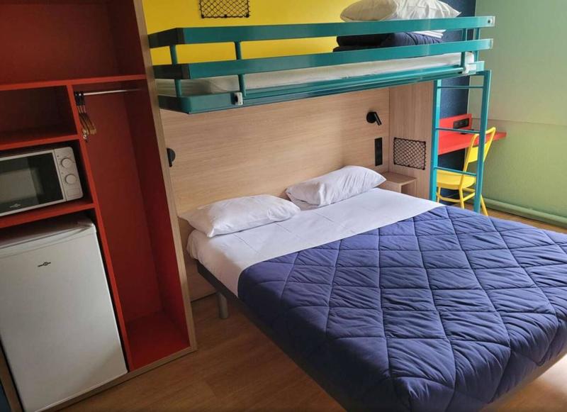 Chambre - 13 m² - 1 pièce