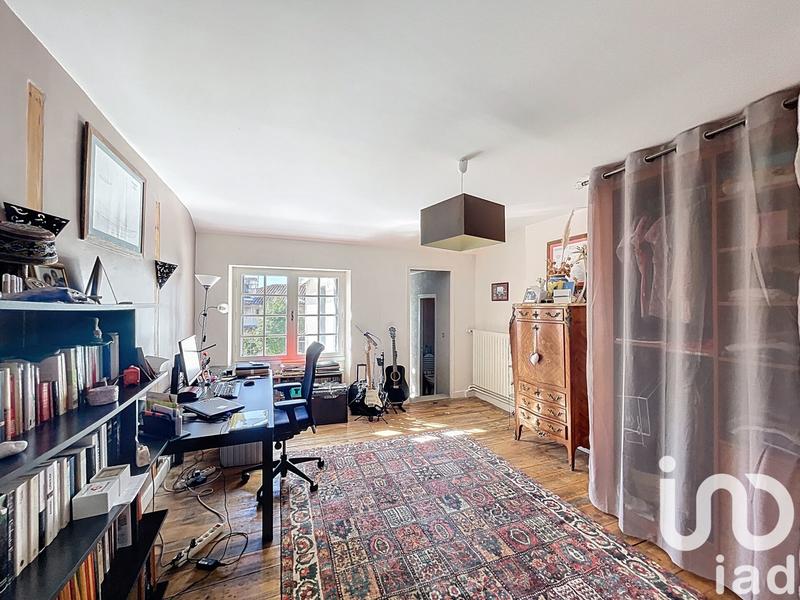 Maison - 214 m² - 7 pièces