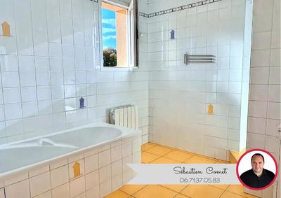 Maison - 121 m² - 5 pièces