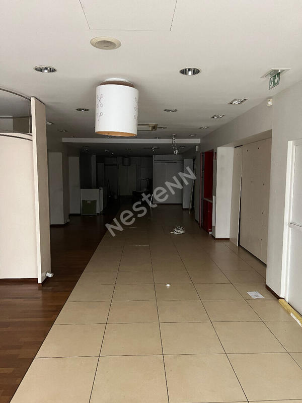 Local commercial - 116 m²