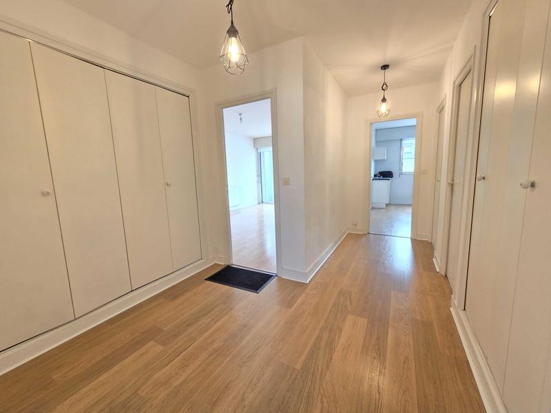 Appartement - 65 m² - 2 pièces