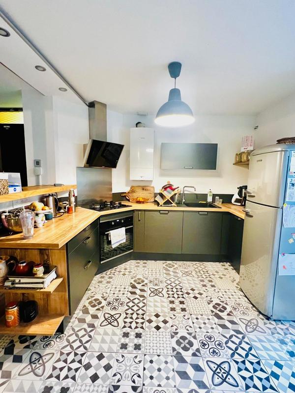 Maison - 111 m² - 4 pièces