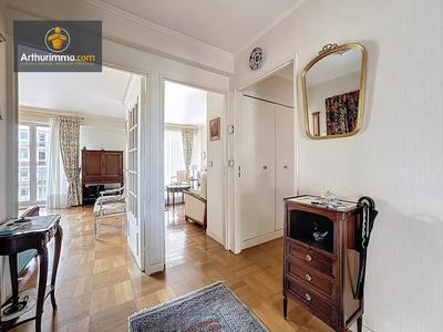 Appartement - 81 m² - 4 pièces