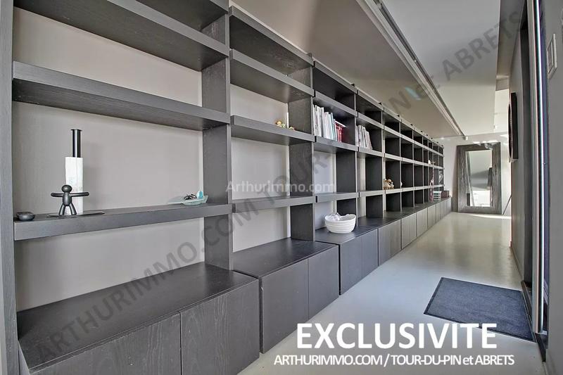 Maison - 222 m² - 6 pièces