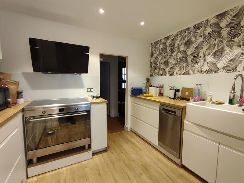 Maison - 200 m² - 9 pièces