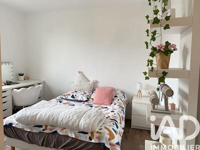 Maison - 94 m² - 4 pièces