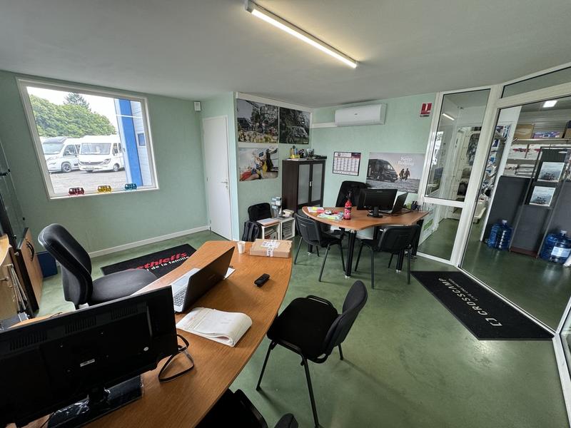 Local commercial - 280 m²