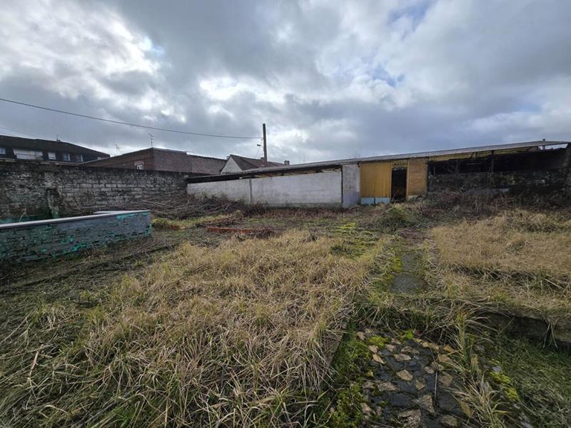 Maison - 350 m² - 5 pièces