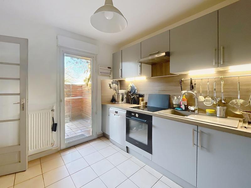 Maison - 95 m² - 5 pièces