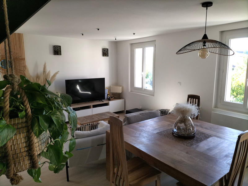 Maison de village - 80 m² - 3 pièces