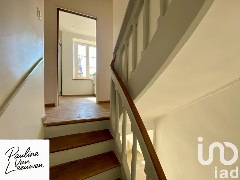 Maison - 243 m² - 5 pièces