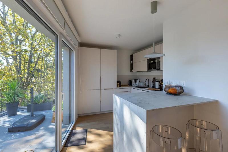 Appartement - 82 m² - 3 pièces