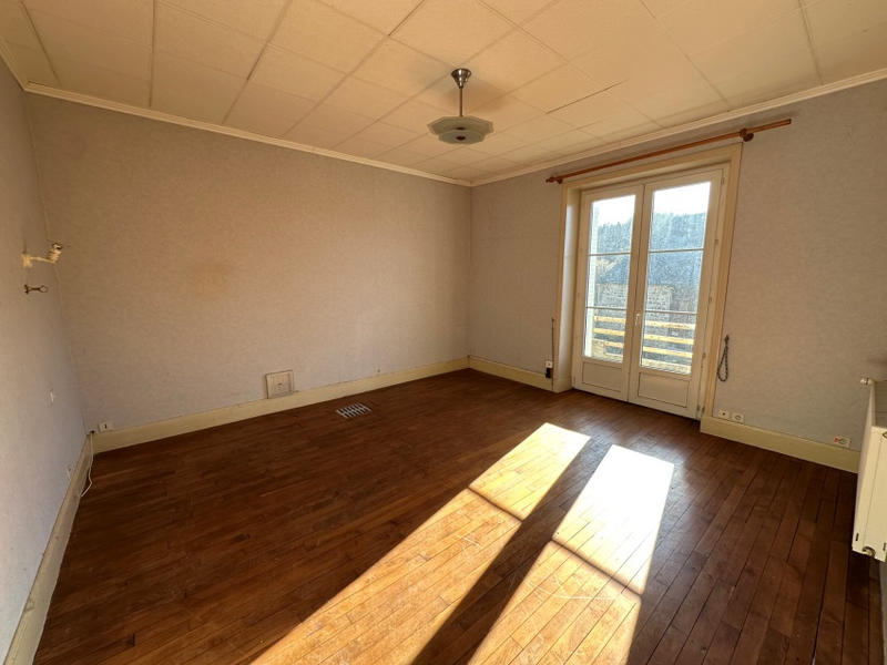 Maison - 165 m² - 10 pièces