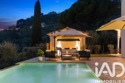 Maison de maîtres - 160 m² - 6 pièces