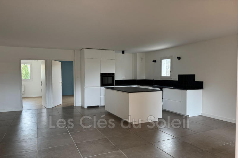Appartement - 105 m² - 5 pièces