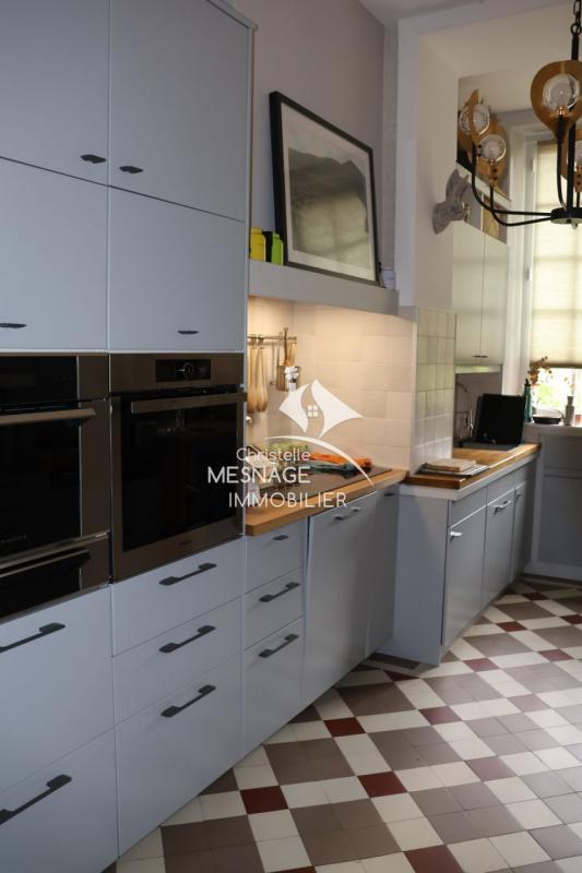 Maison - 236 m² - 8 pièces