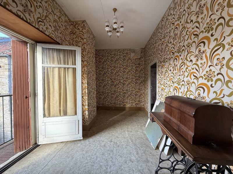 Maison en pierre - 166 m² - 7 pièces