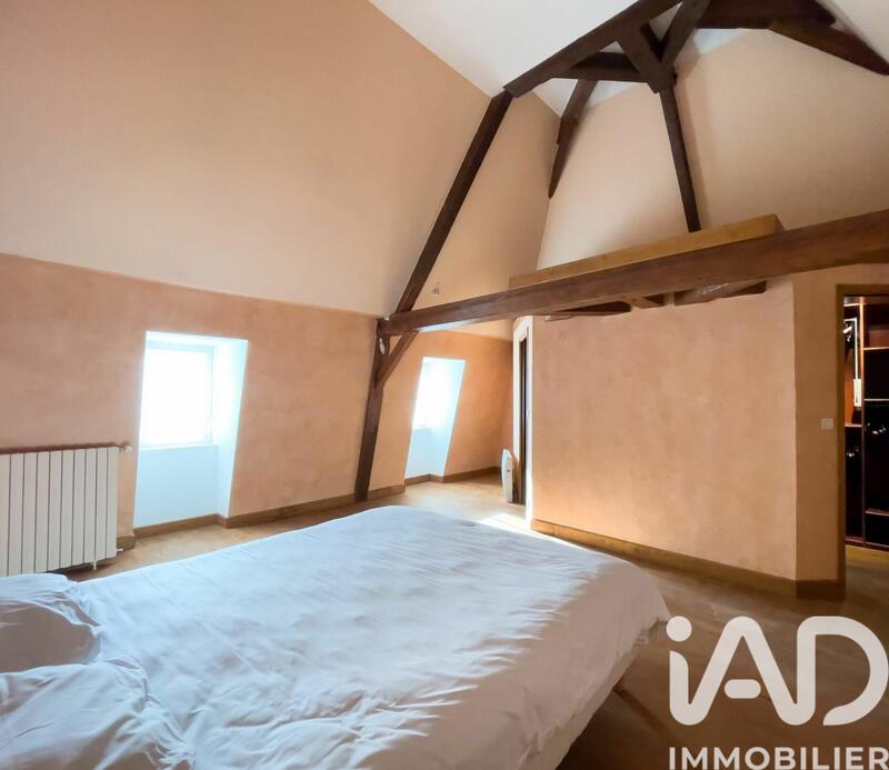 Maison - 420 m² - 10 pièces