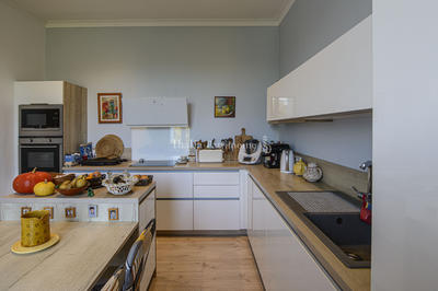 Maison - 200 m² - 8 pièces