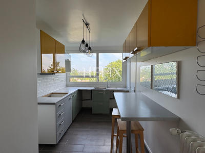 Appartement - 77 m² - 3 pièces