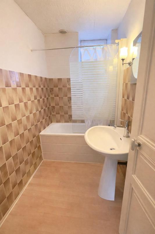 Maison de village - 298 m² - 14 pièces