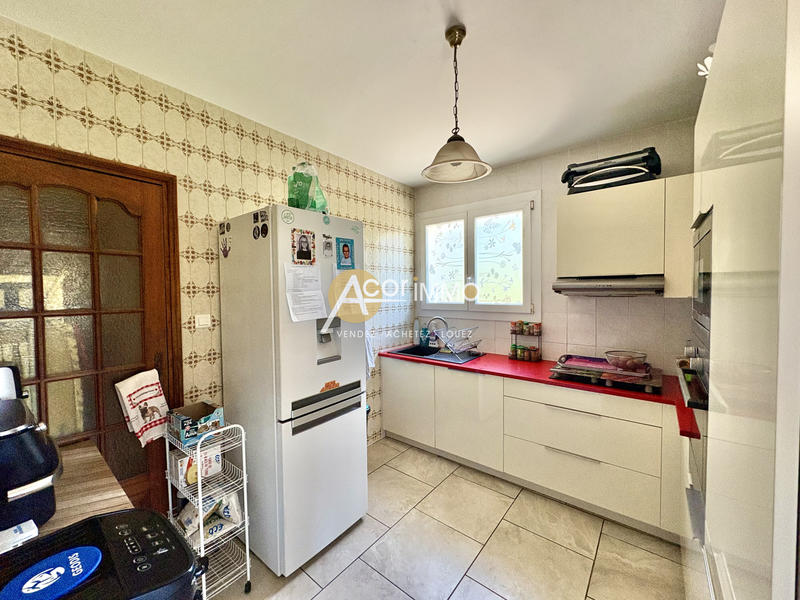 Maison - 211 m² - 9 pièces