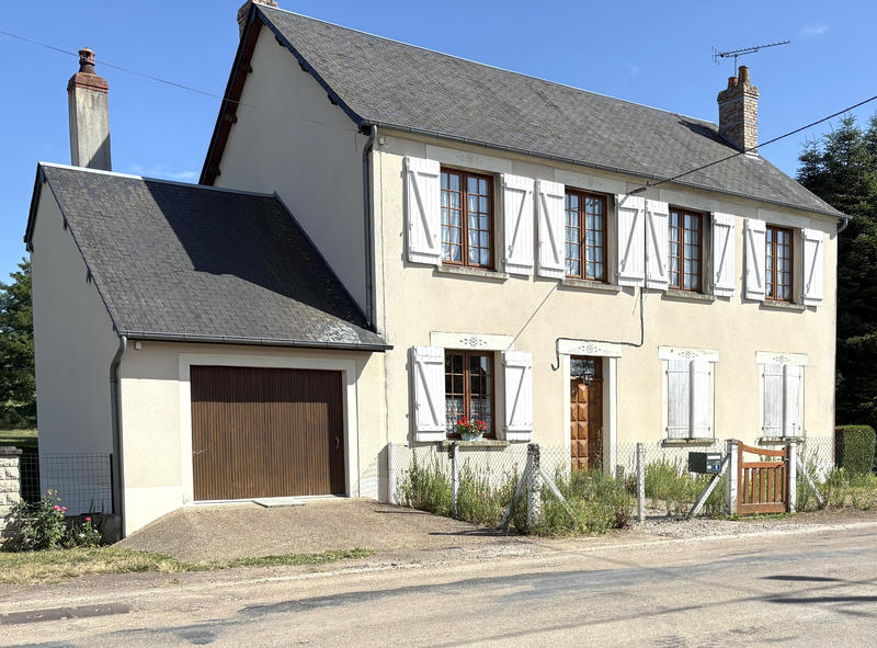 Maison - 140 m² - 6 pièces