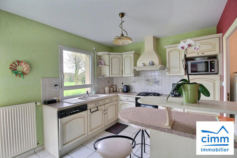 Maison traditionnelle - 127 m² - 7 pièces