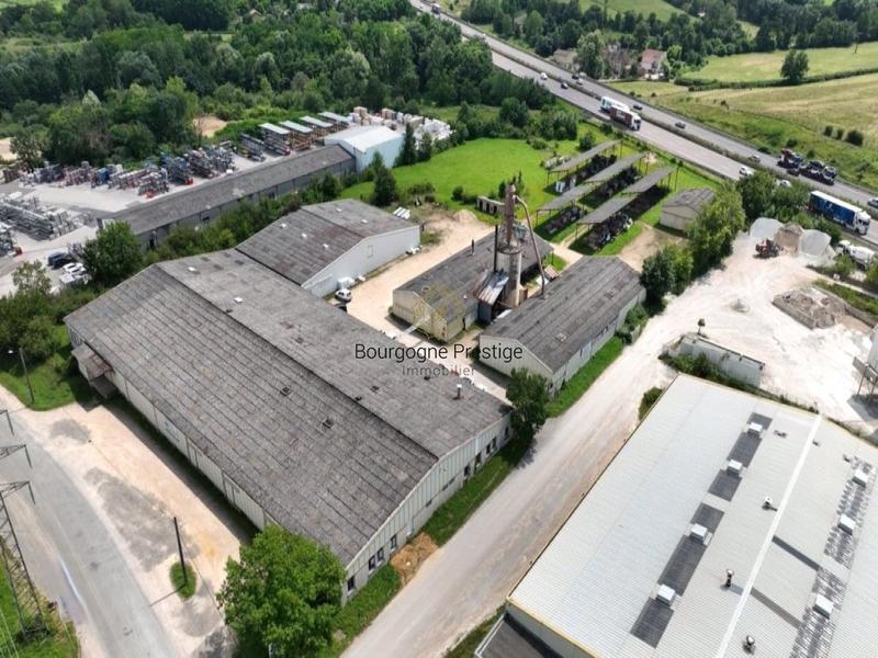 Local d'activité / Entrepôt - 5 188 m²