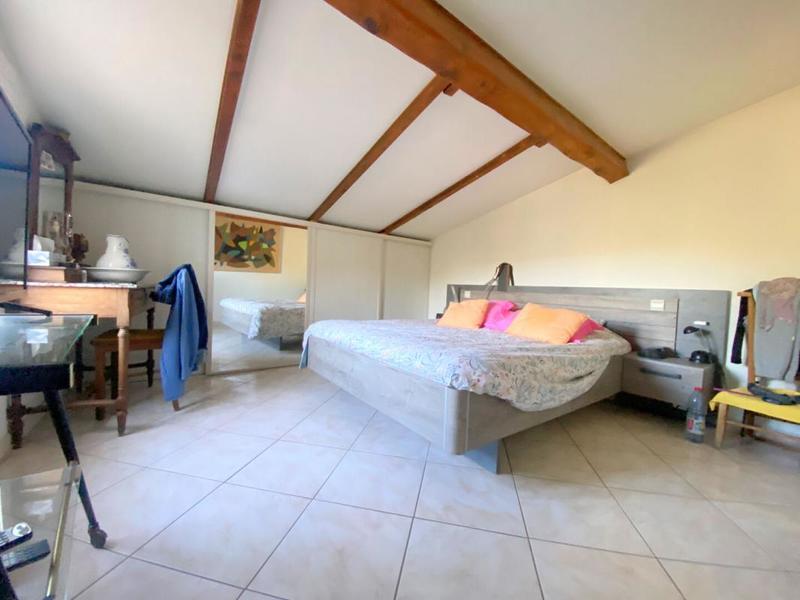 Villa - 140 m² - 6 pièces