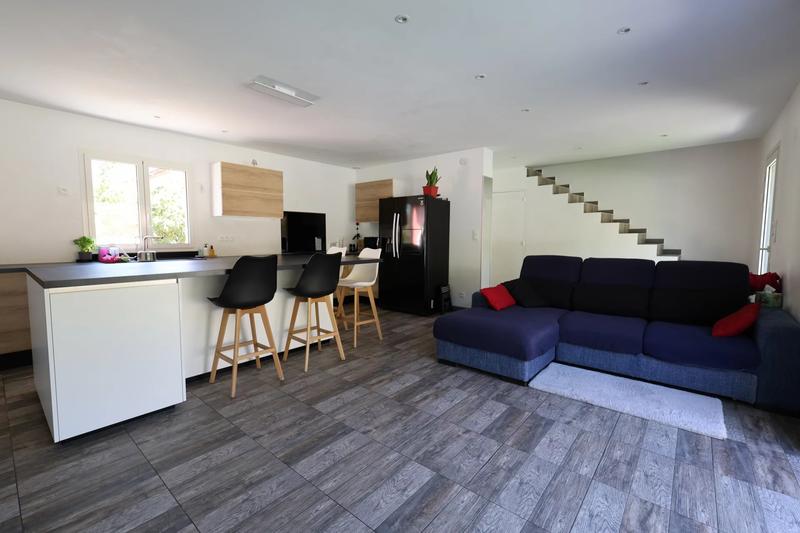 Maison - 90 m² - 4 pièces