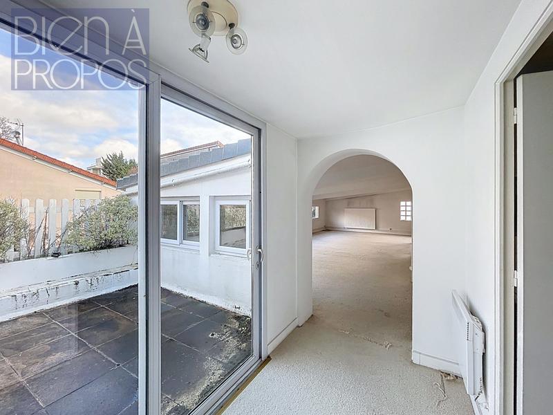 Maison ancienne - 473 m² - 10 pièces