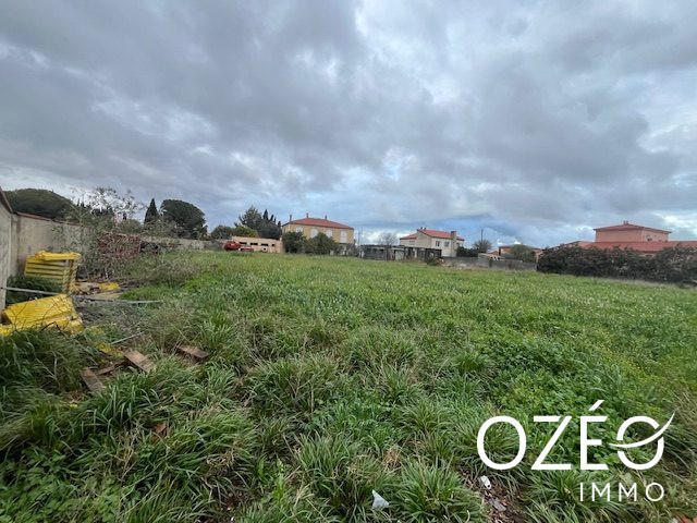 Terrain - 700 m²