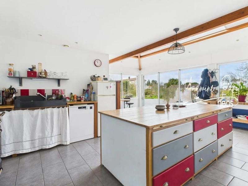 Maison - 170 m² - 5 pièces