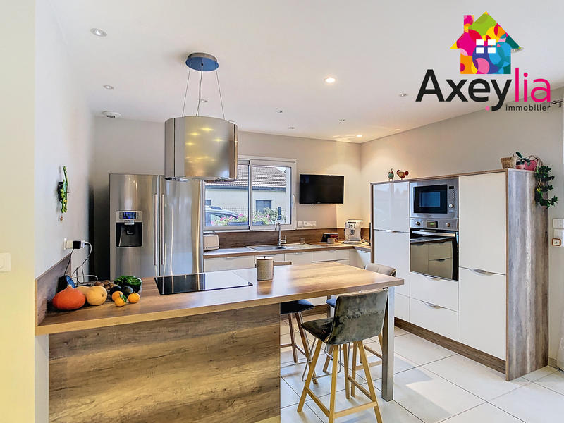 Maison - 122 m² - 4 pièces