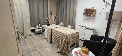 Beauté / Bien-être - 80 m² - 3 pièces