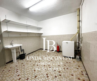 Maison - 145 m² - 9 pièces