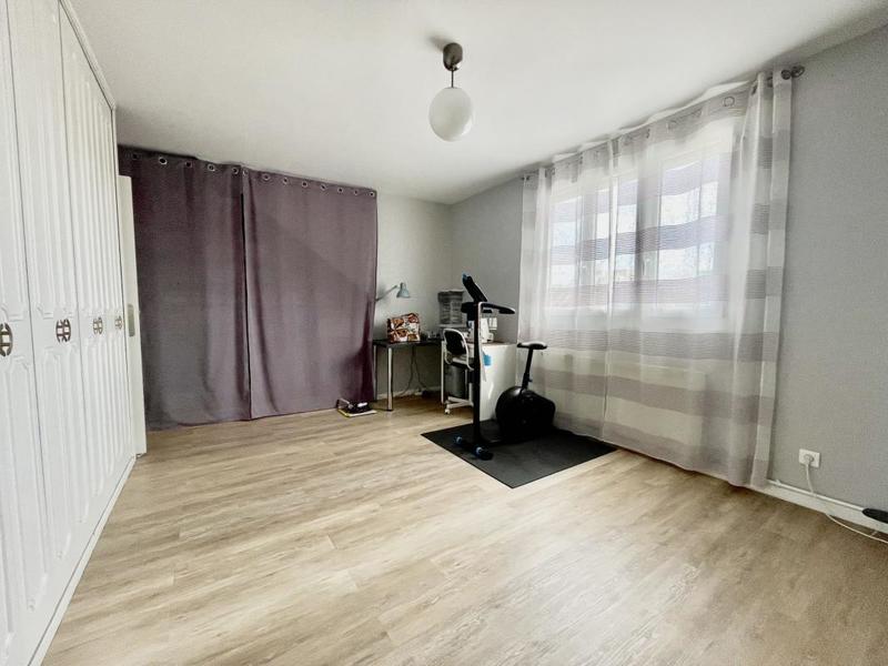 Appartement ancien - 136 m² - 5 pièces