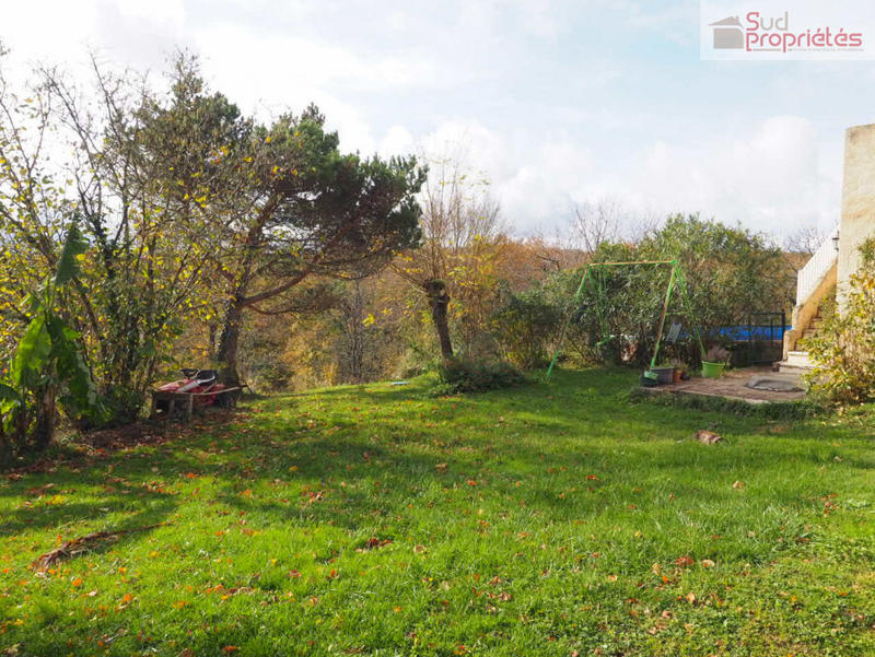 Maison traditionnelle - 132 m² - 5 pièces