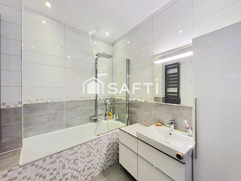 Appartement - 95 m² - 4 pièces